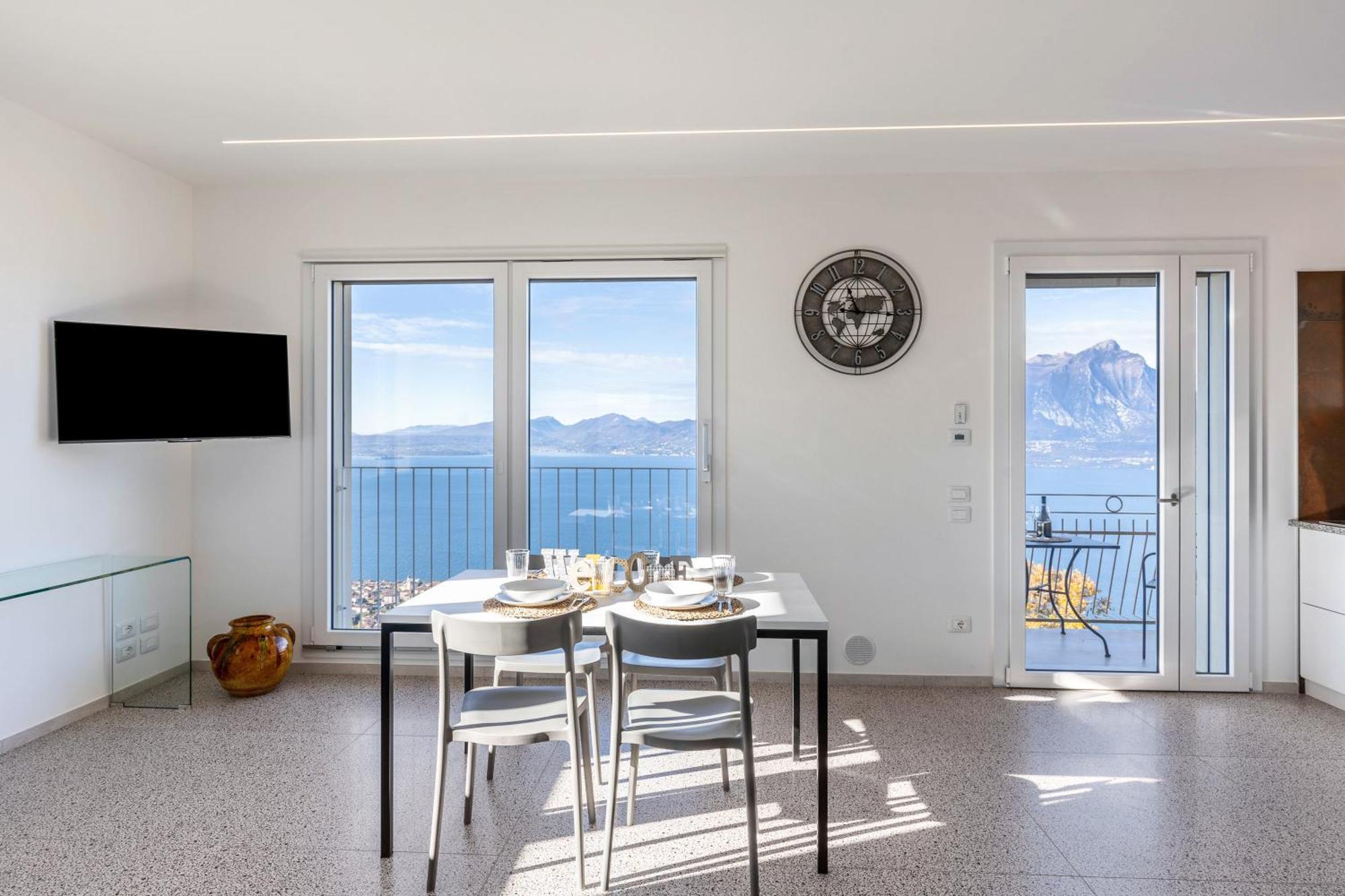 Casa Serena Lake View Torri Del Benaco Exterior photo